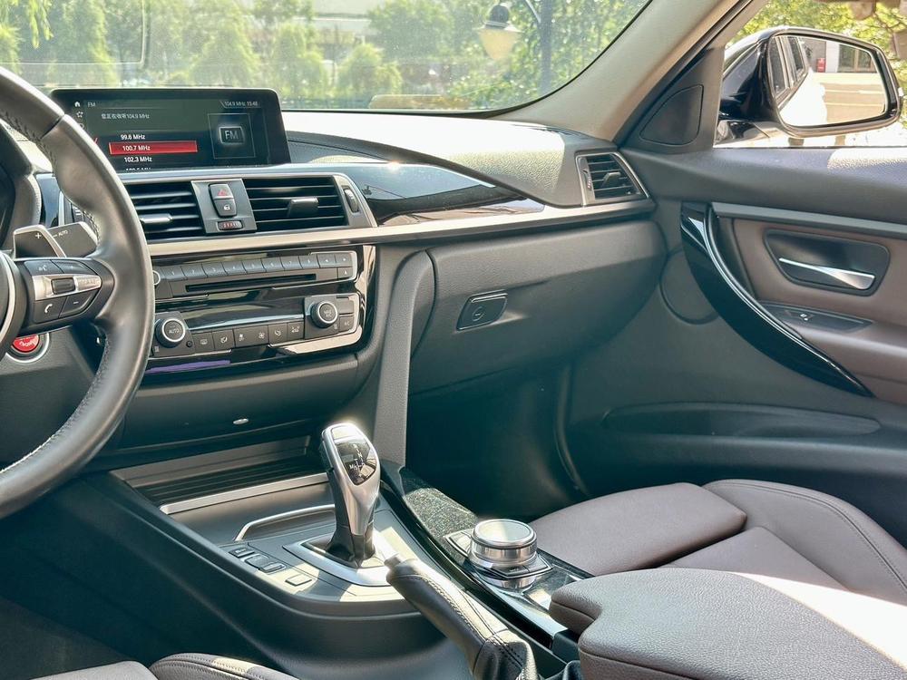 BMW BMW 3-Series