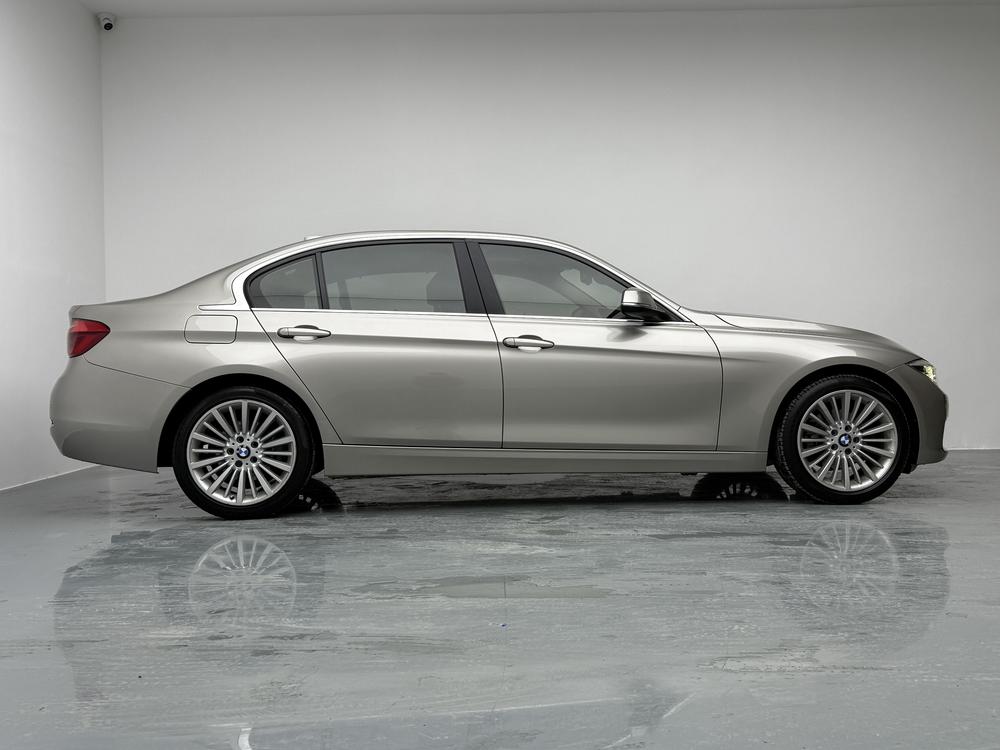 BMW BMW 3-Series