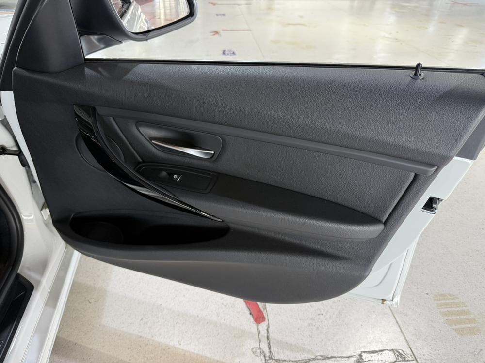 BMW BMW 3-Series