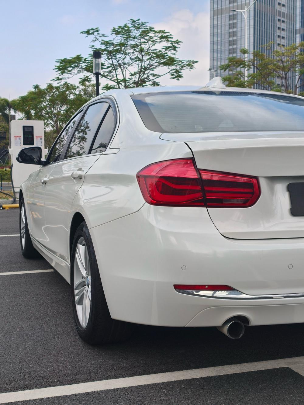 BMW BMW 3-Series