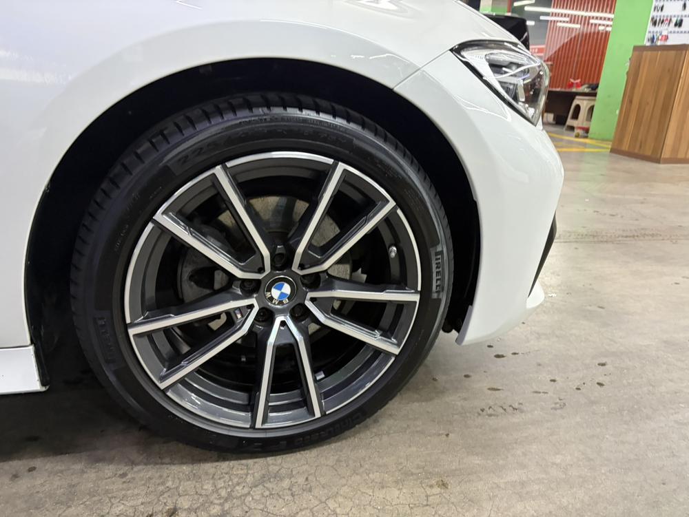 BMW BMW 3-Series