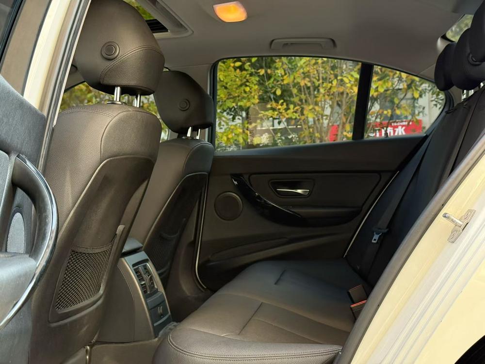 BMW BMW 3-Series