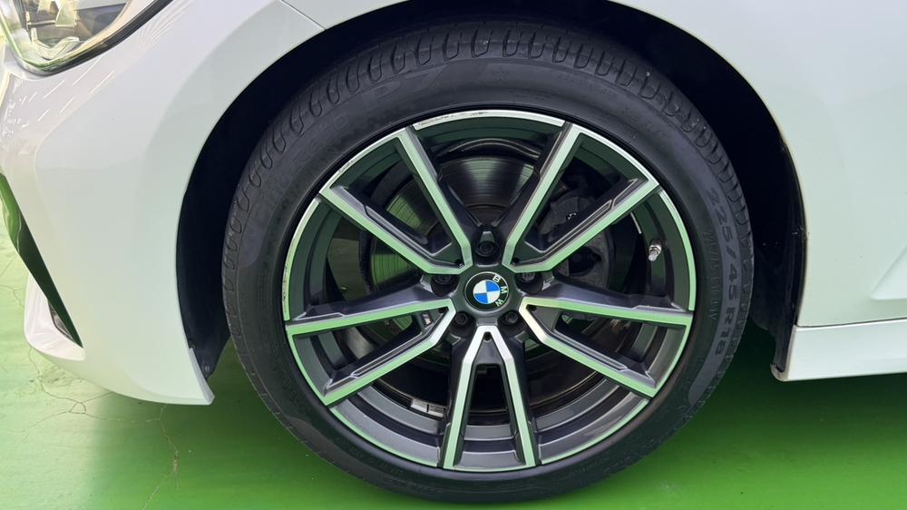 BMW BMW 3-Series