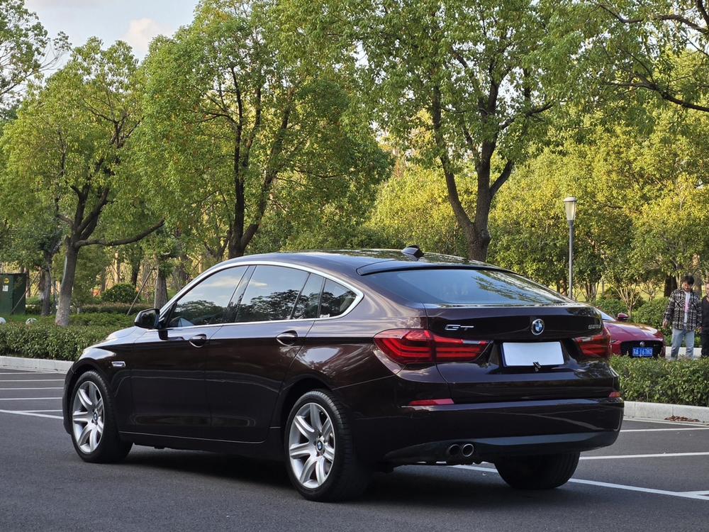 BMW BMW 5-Series GT