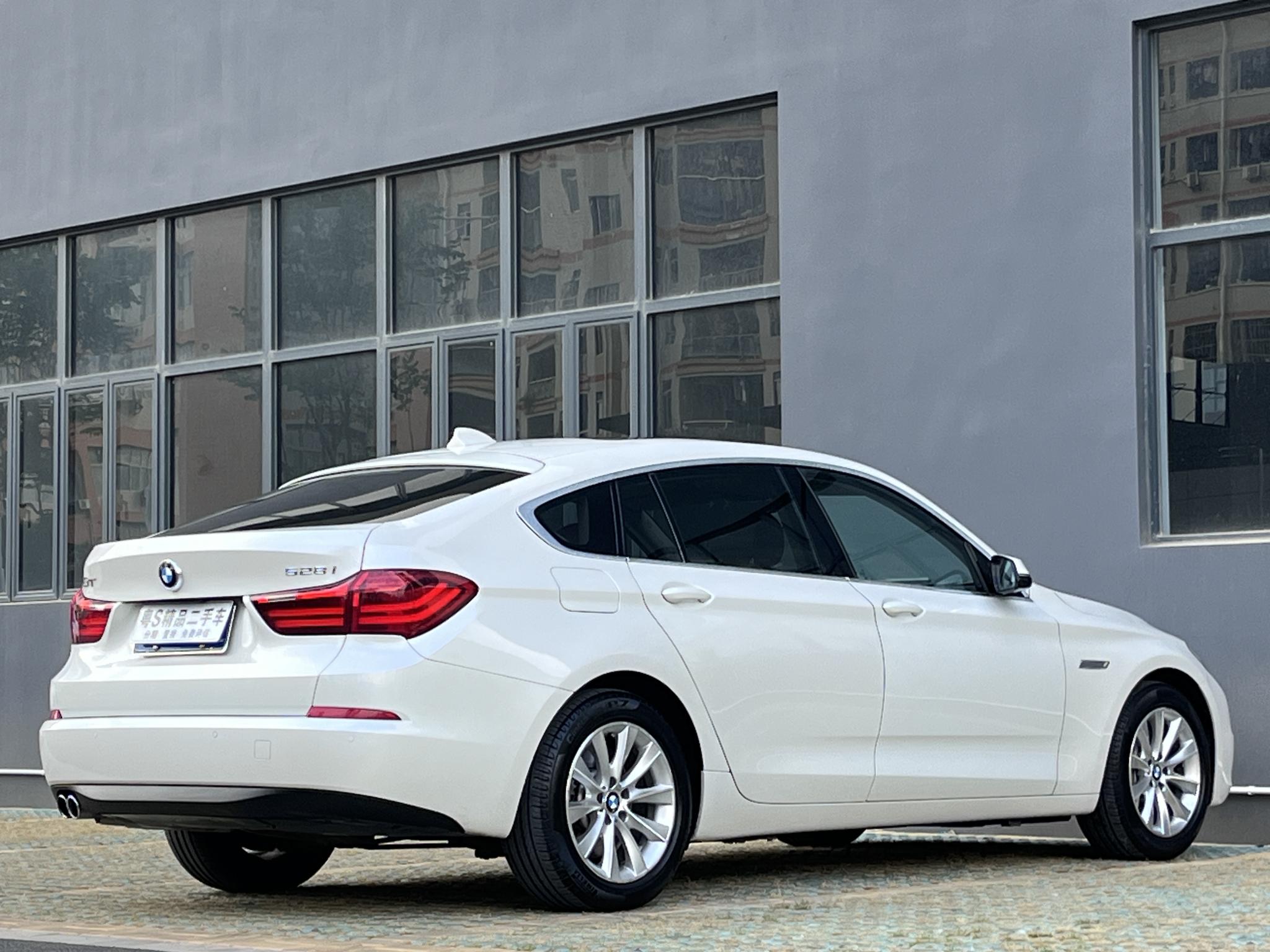 BMW BMW 5-Series GT