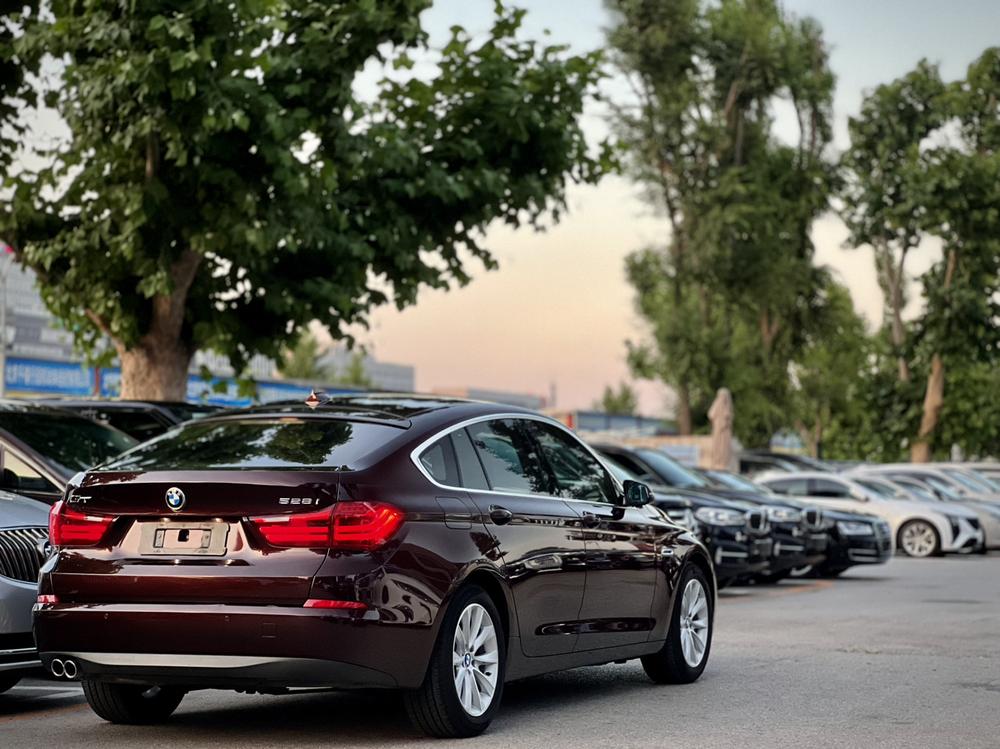 BMW BMW 5-Series GT