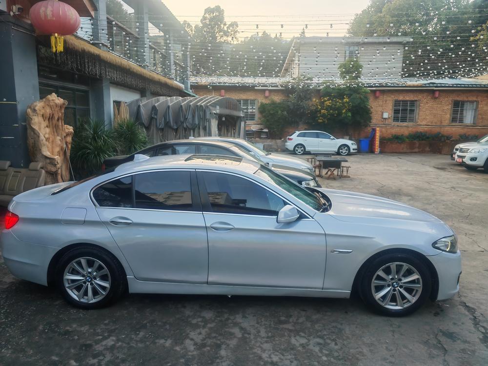 BMW BMW 5-Series (Import)