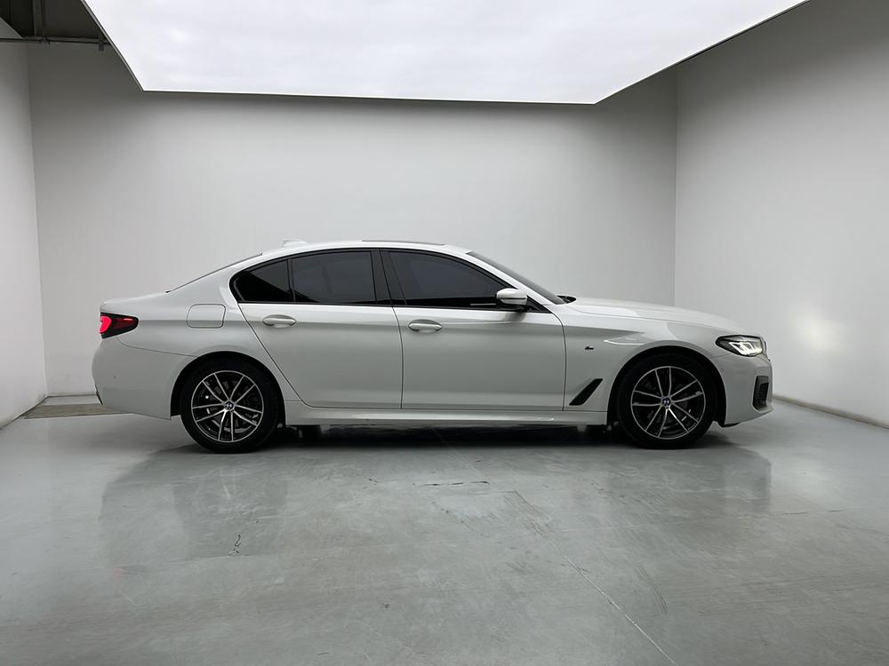 BMW BMW 5-Series (Import)