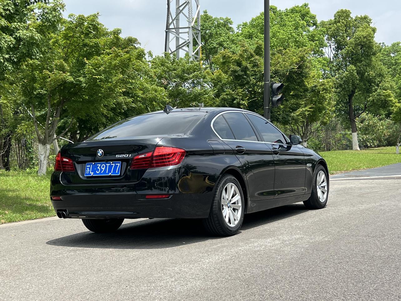 BMW BMW 5-Series (Import)