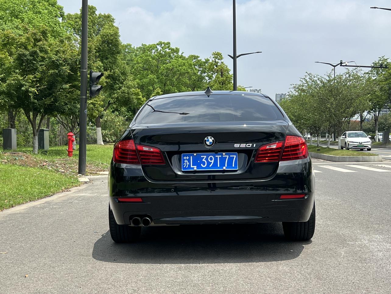 BMW BMW 5-Series (Import)