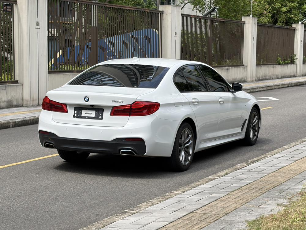 BMW BMW 5-Series (Import)