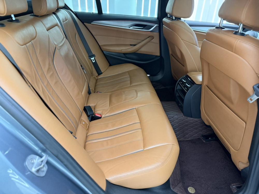 BMW BMW 5-Series (Import)