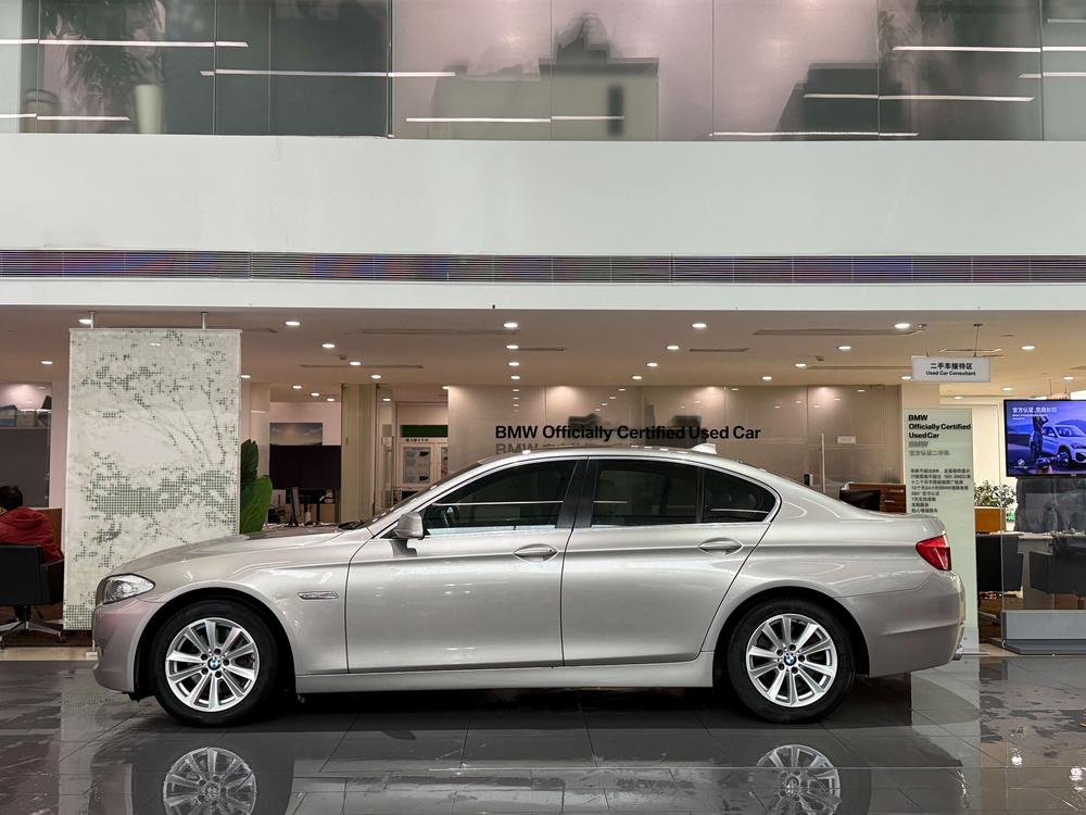 BMW BMW 5-Series (Import)