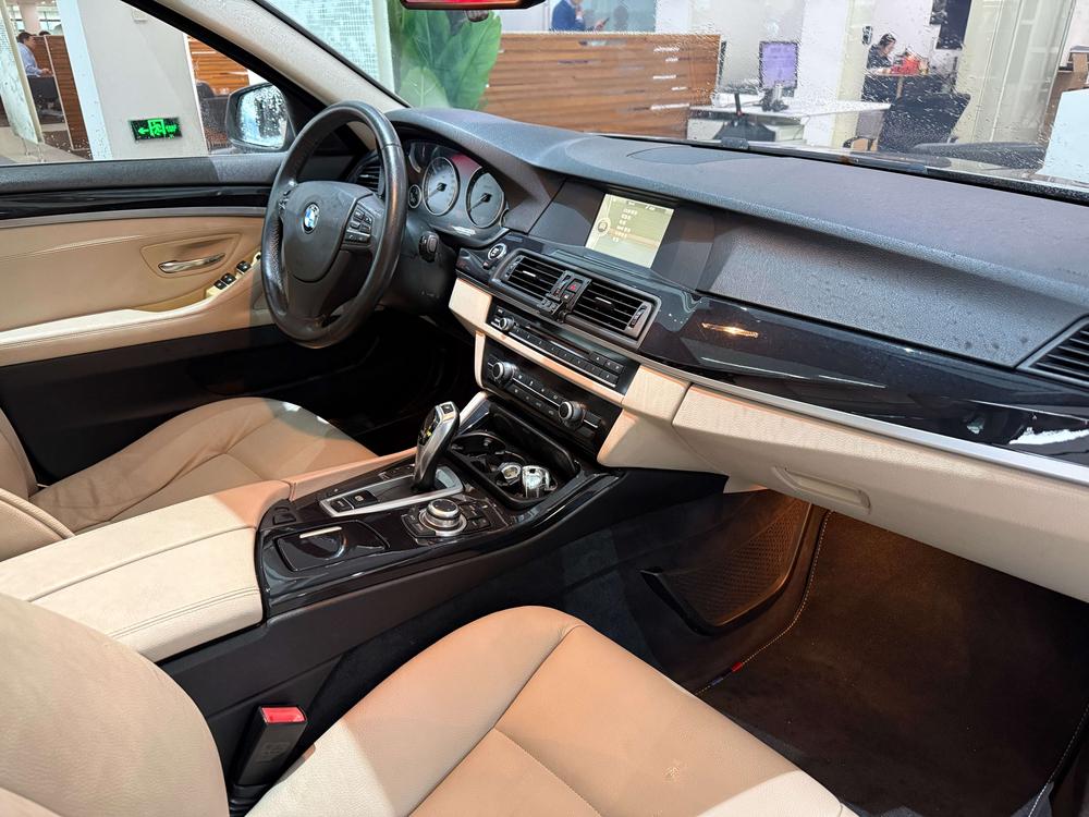 BMW BMW 5-Series (Import)