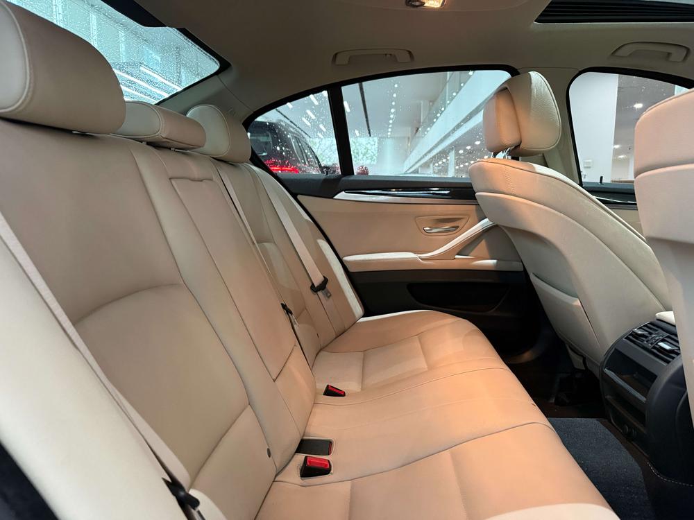 BMW BMW 5-Series (Import)