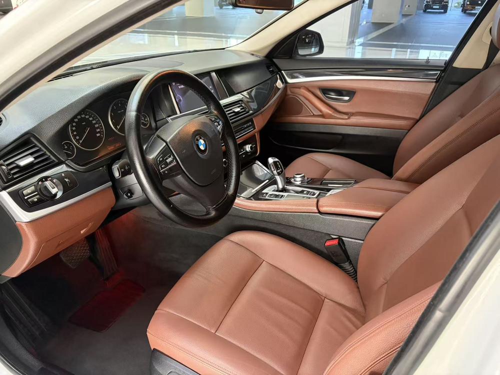 BMW BMW 5-Series (Import)