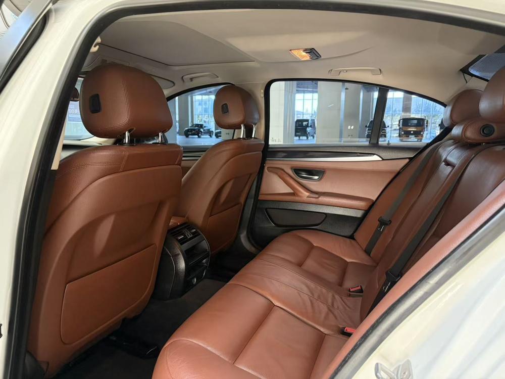BMW BMW 5-Series (Import)