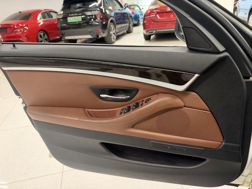 BMW BMW 5-Series (Import)