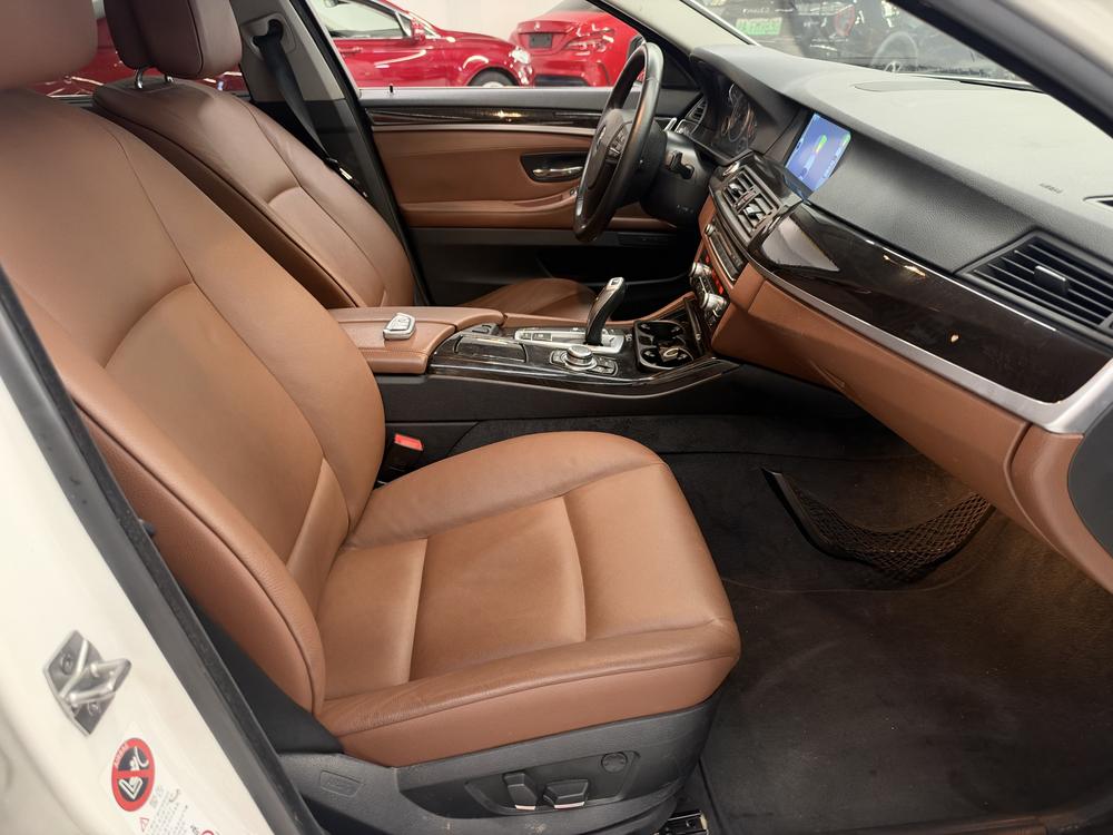 BMW BMW 5-Series (Import)