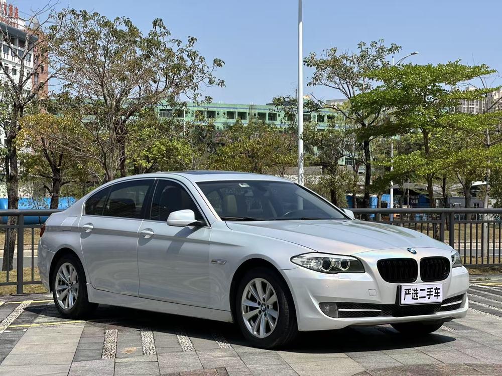 BMW BMW 5-Series