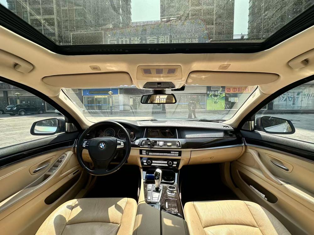 BMW BMW 5-Series