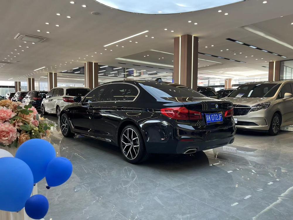 BMW BMW 5-Series
