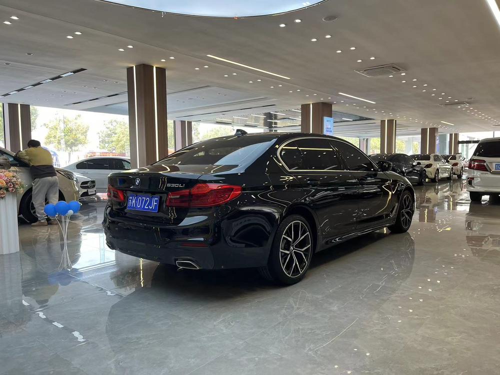 BMW BMW 5-Series