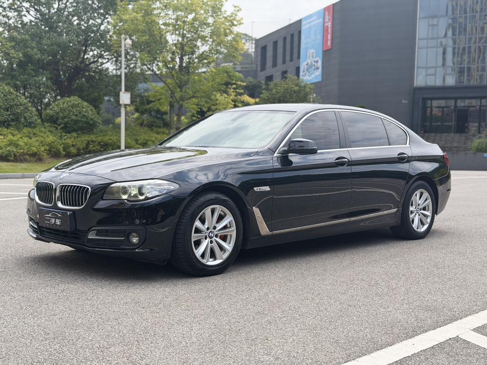 BMW BMW 5-Series
