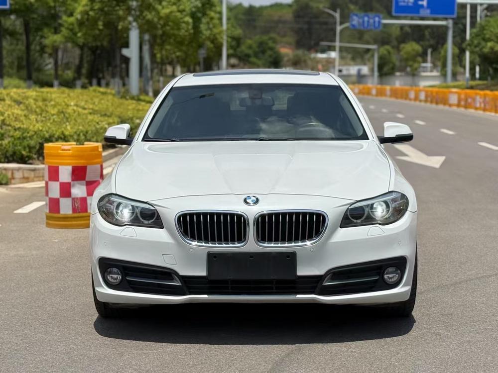 BMW BMW 5-Series
