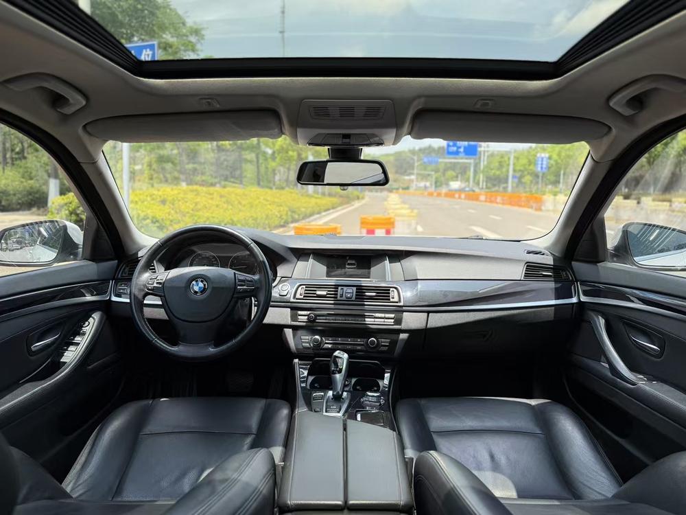 BMW BMW 5-Series