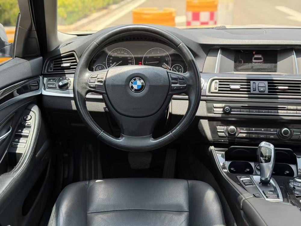 BMW BMW 5-Series