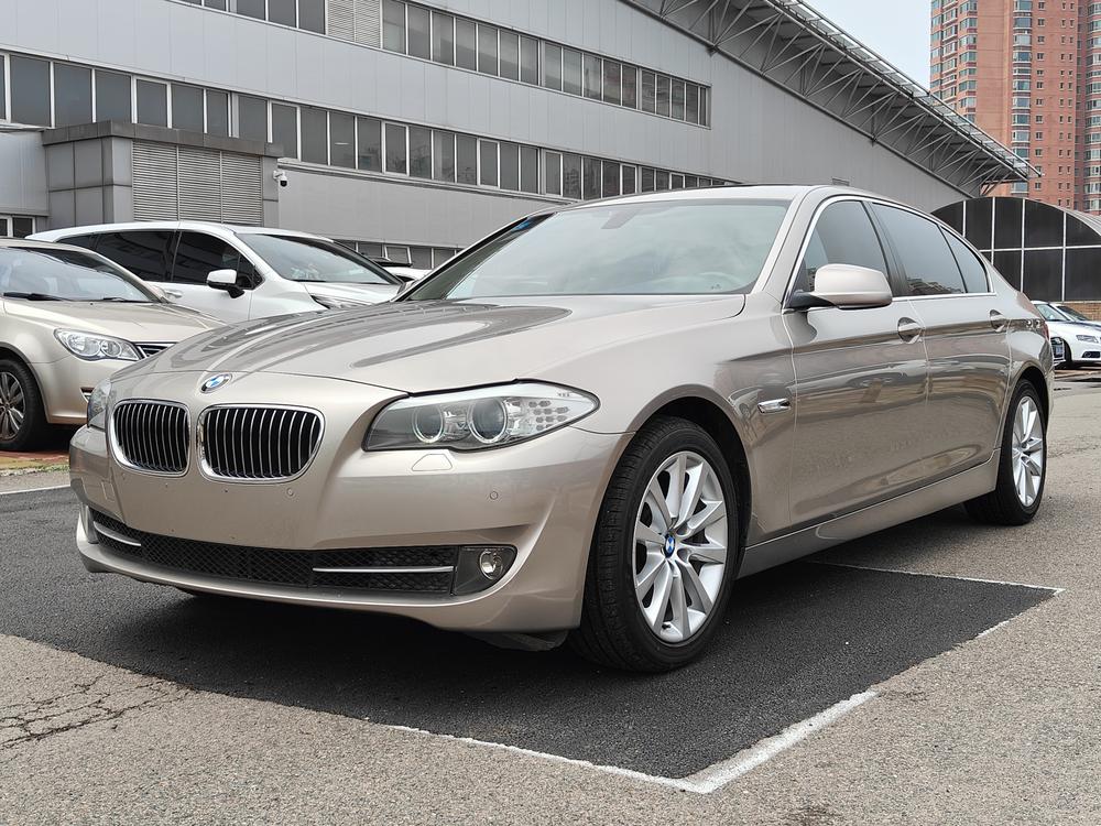 BMW BMW 5-Series