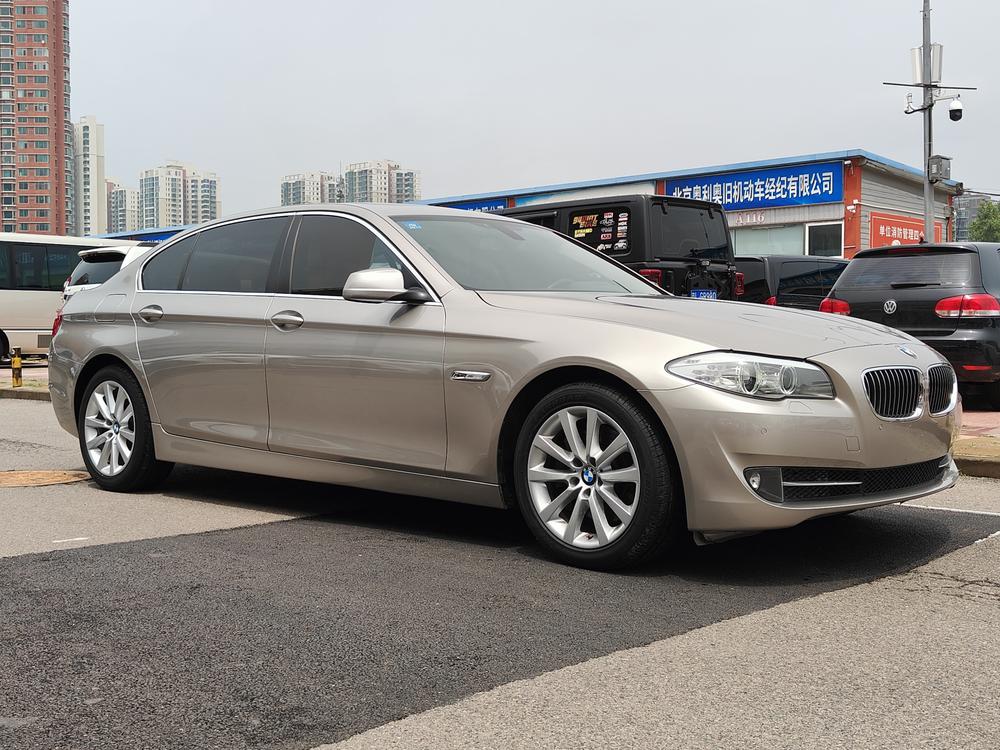 BMW BMW 5-Series