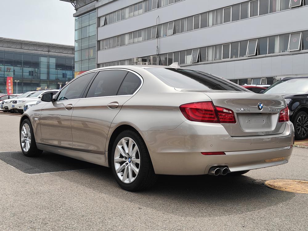 BMW BMW 5-Series