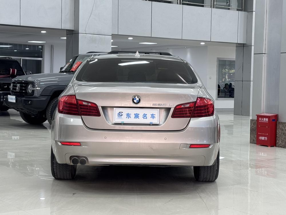 BMW BMW 5-Series