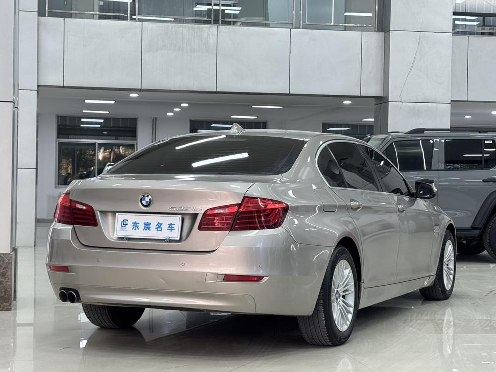 BMW BMW 5-Series