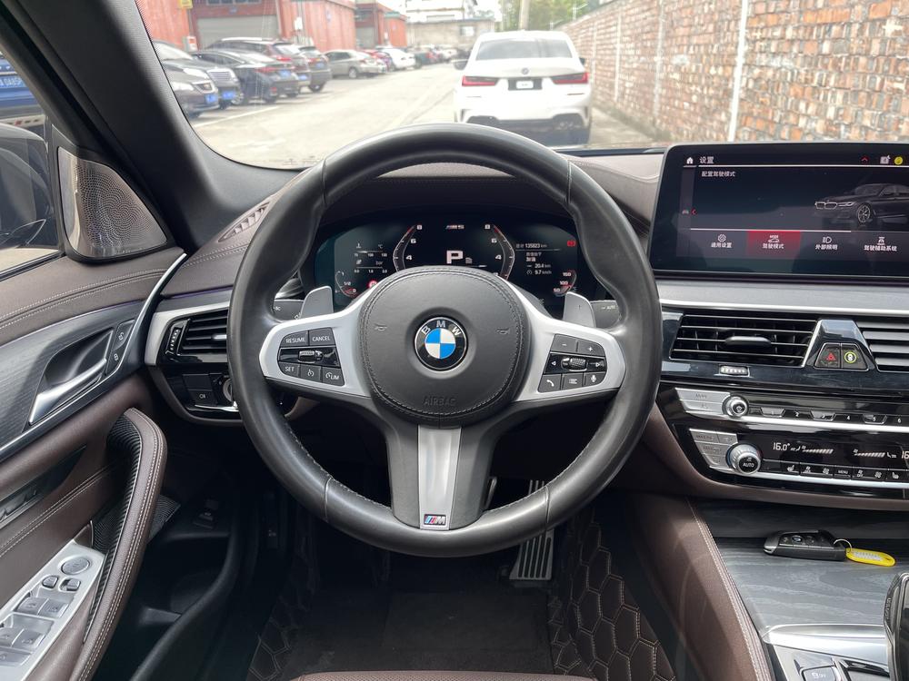 BMW BMW 5-Series