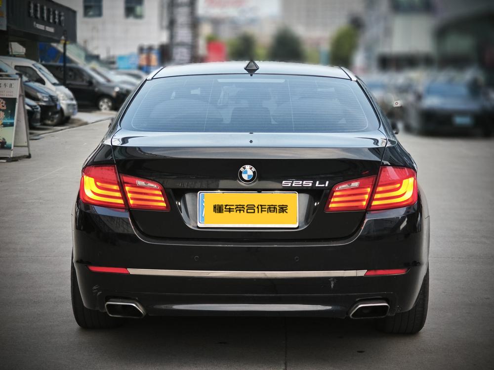 BMW BMW 5-Series