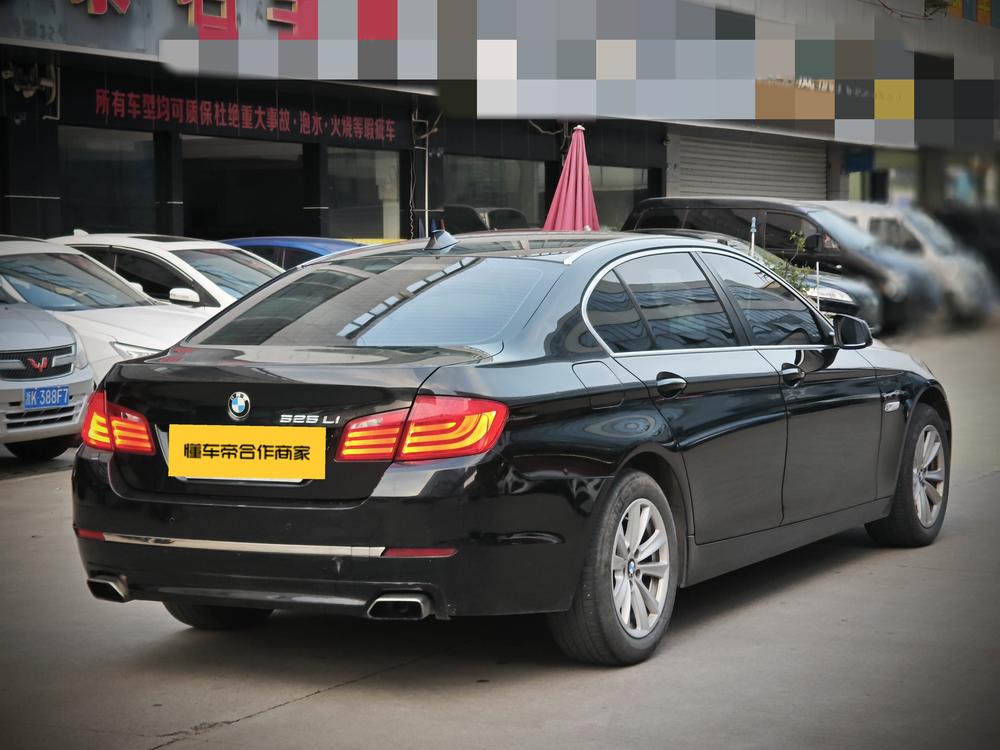 BMW BMW 5-Series
