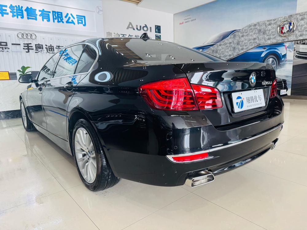 BMW BMW 5-Series