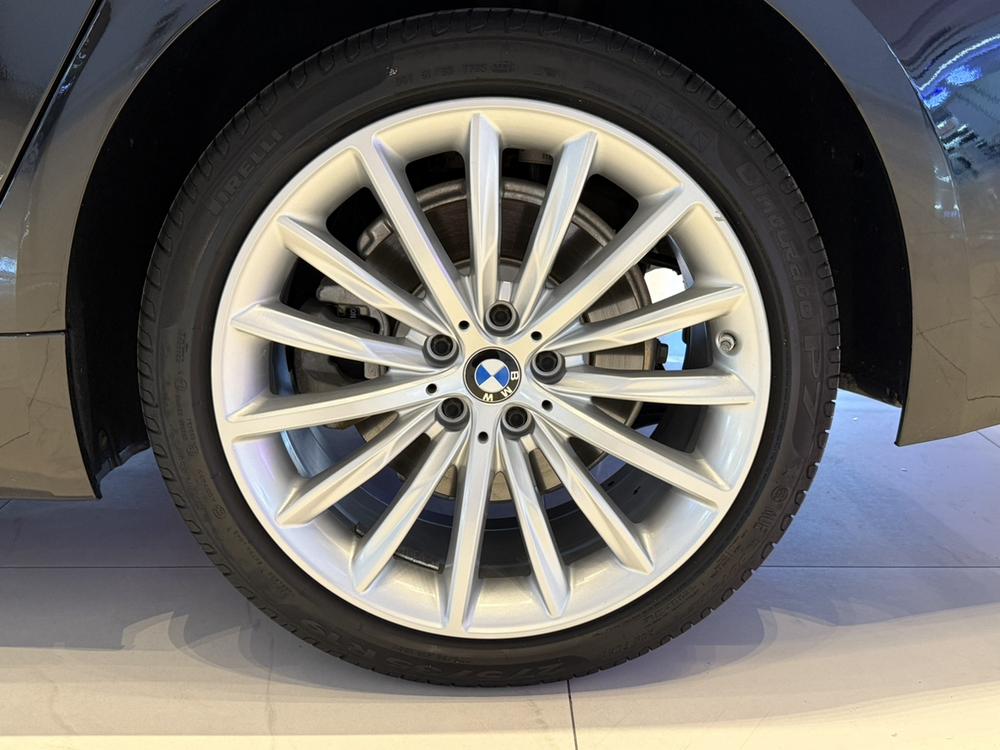 BMW BMW 5-Series