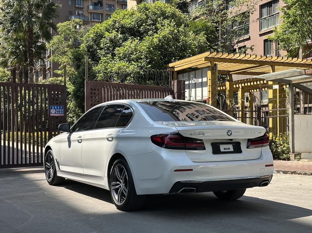 BMW BMW 5-Series