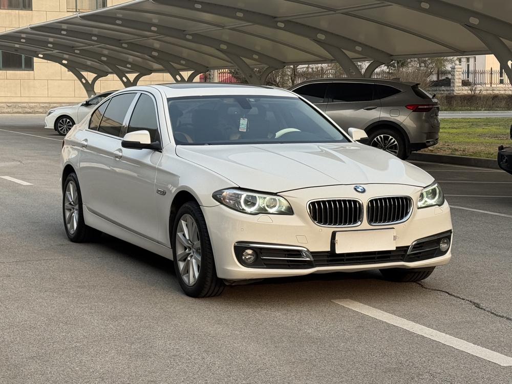 BMW BMW 5-Series