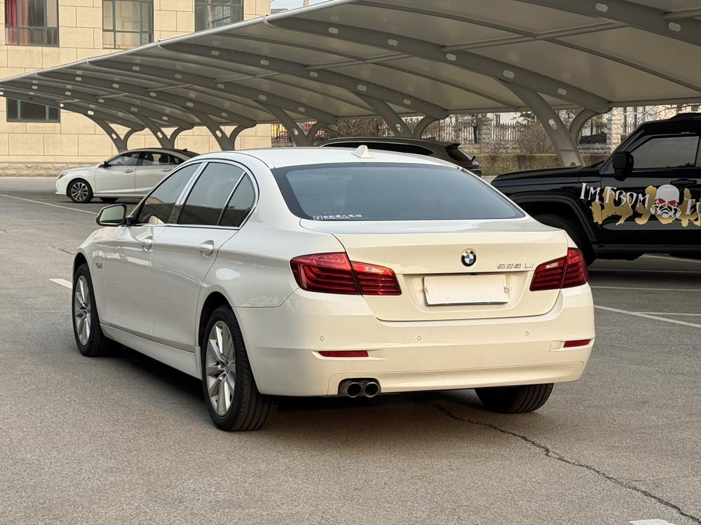 BMW BMW 5-Series