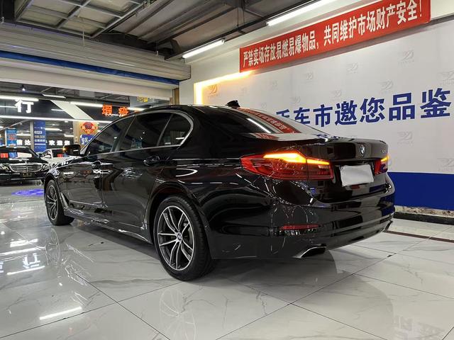 BMW BMW 5-Series