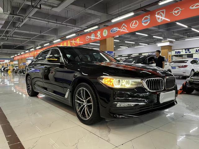 BMW BMW 5-Series