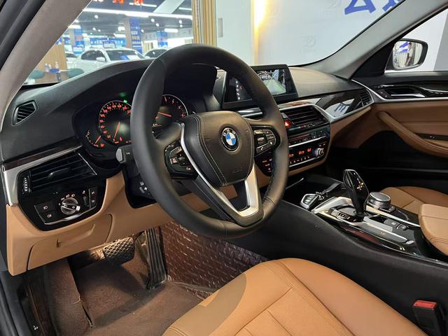 BMW BMW 5-Series