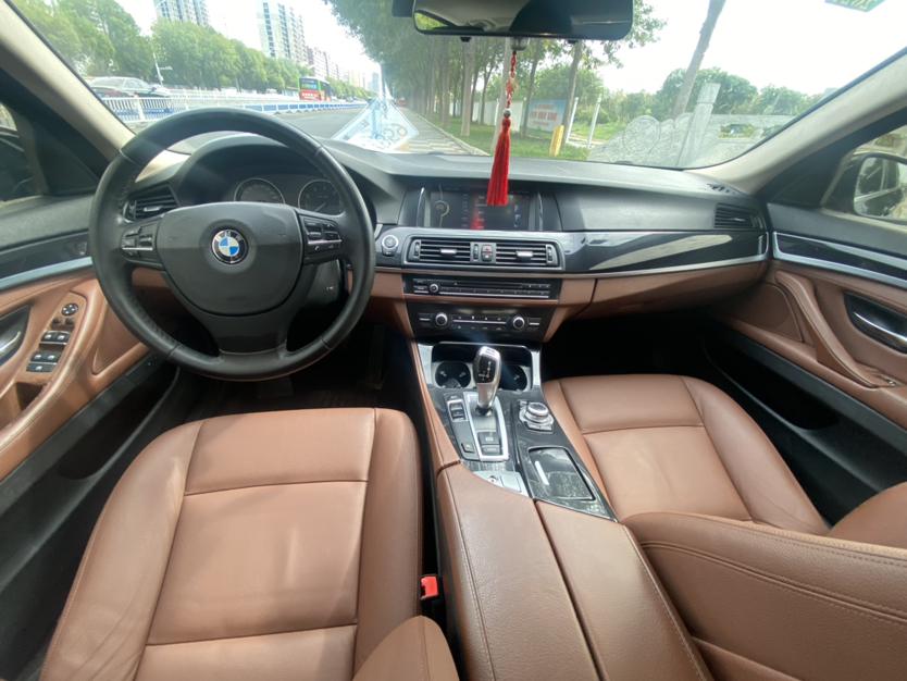 BMW BMW 5-Series