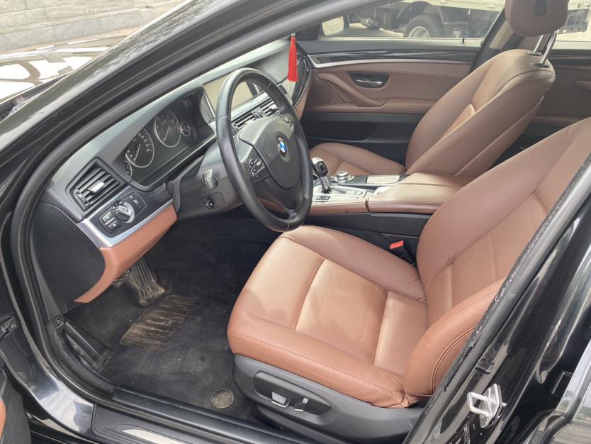 BMW BMW 5-Series