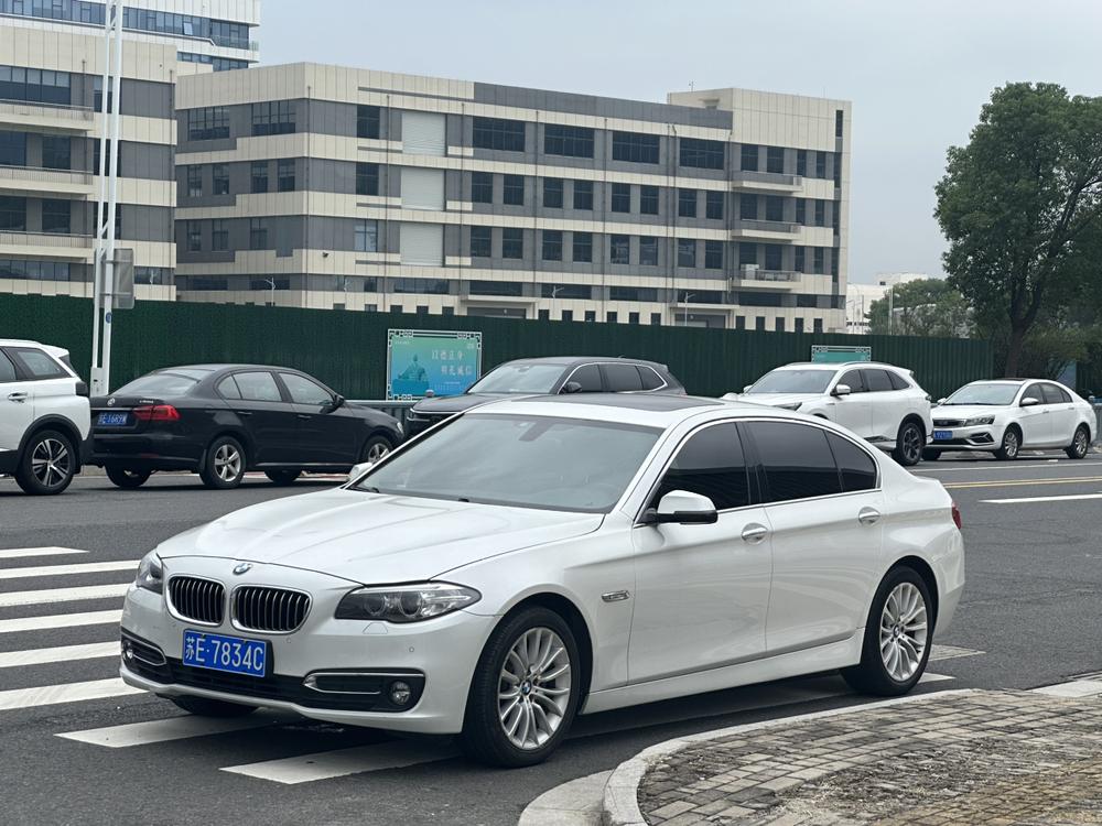 BMW BMW 5-Series